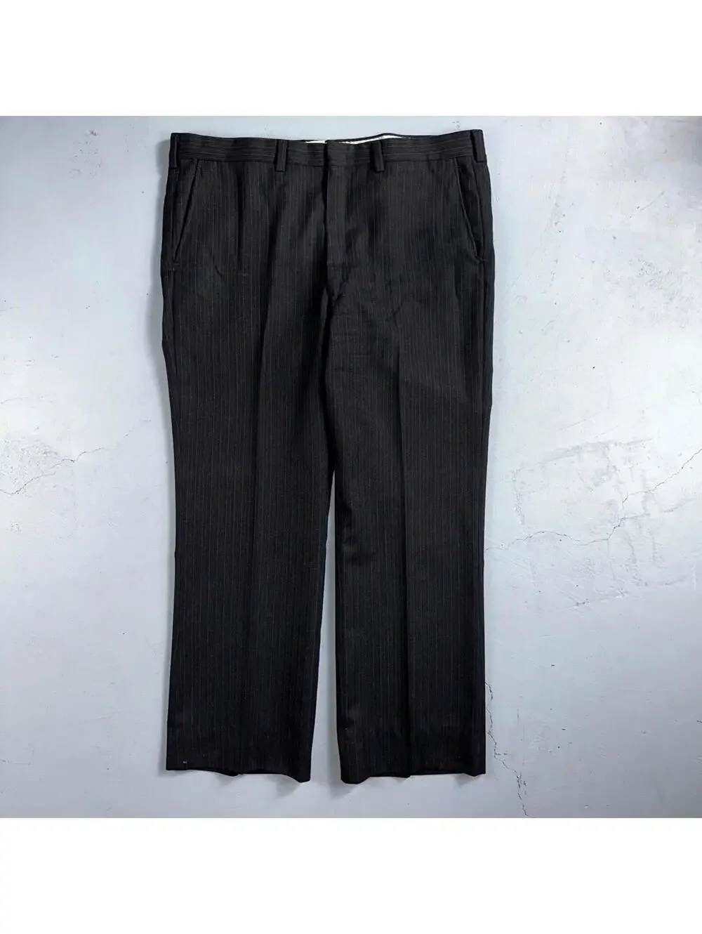 VTG Botany 500 Couture 42 USA MADE 2Pc Black/Gray Pinstriped Wool Suit